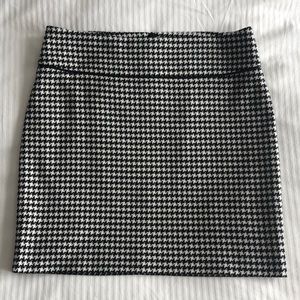 Hugo Boss wool skirt, pied-de-poule .